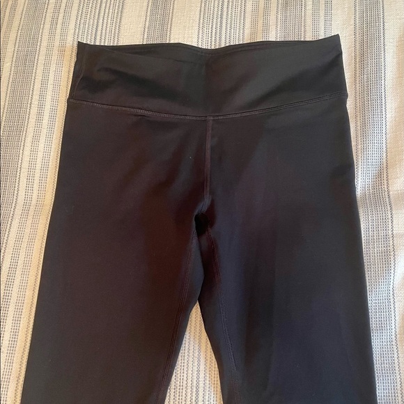 High-Waisted Powerhold leggings - Picture 3 of 6